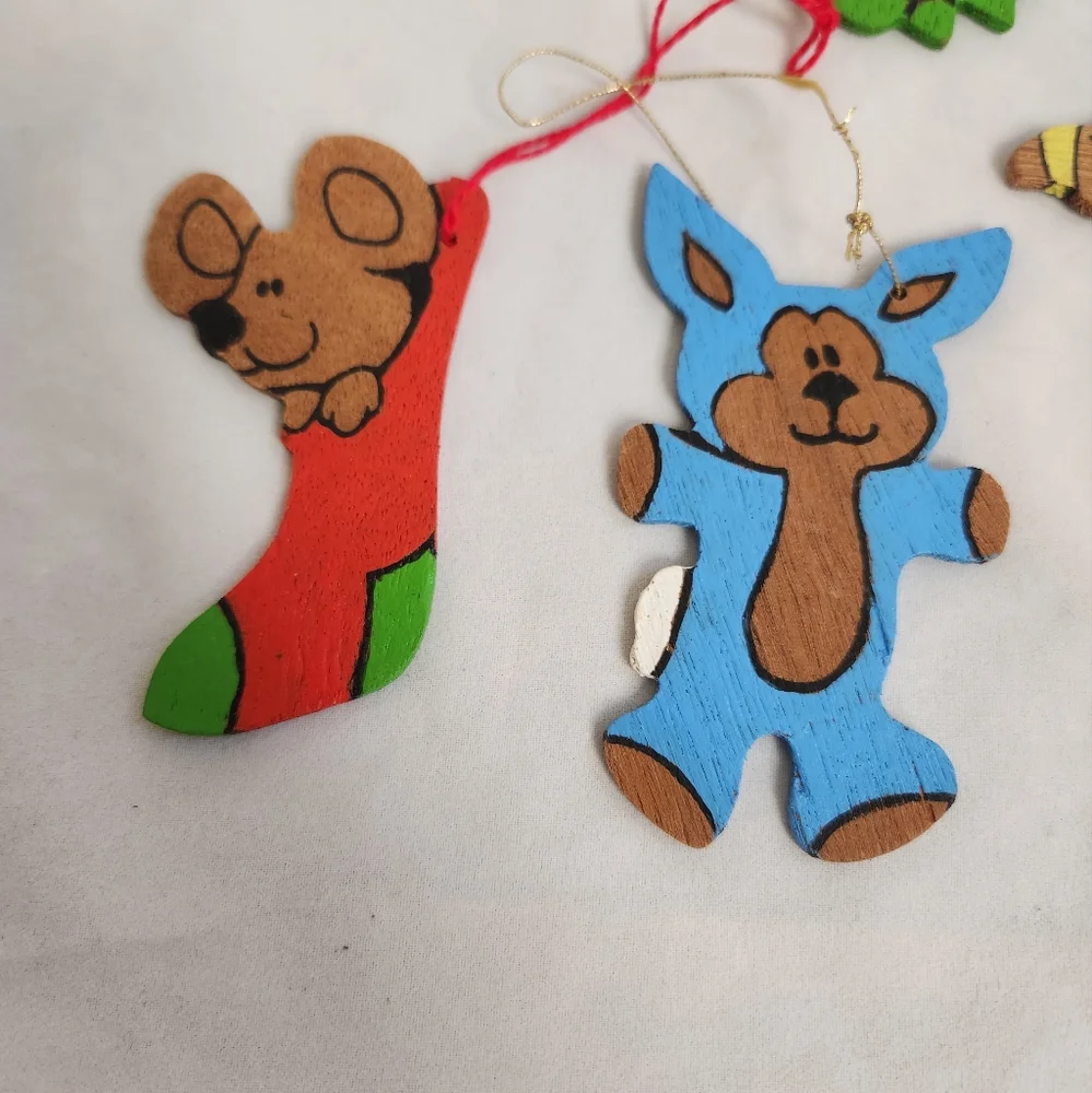 12 Flat Wooden Christmas Ornaments Vtg Snowman Bird Soldier Sled